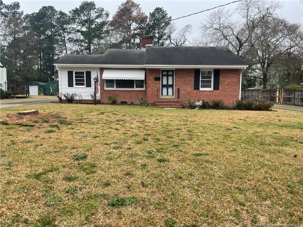 Primary Photo - 215 N Roberts St