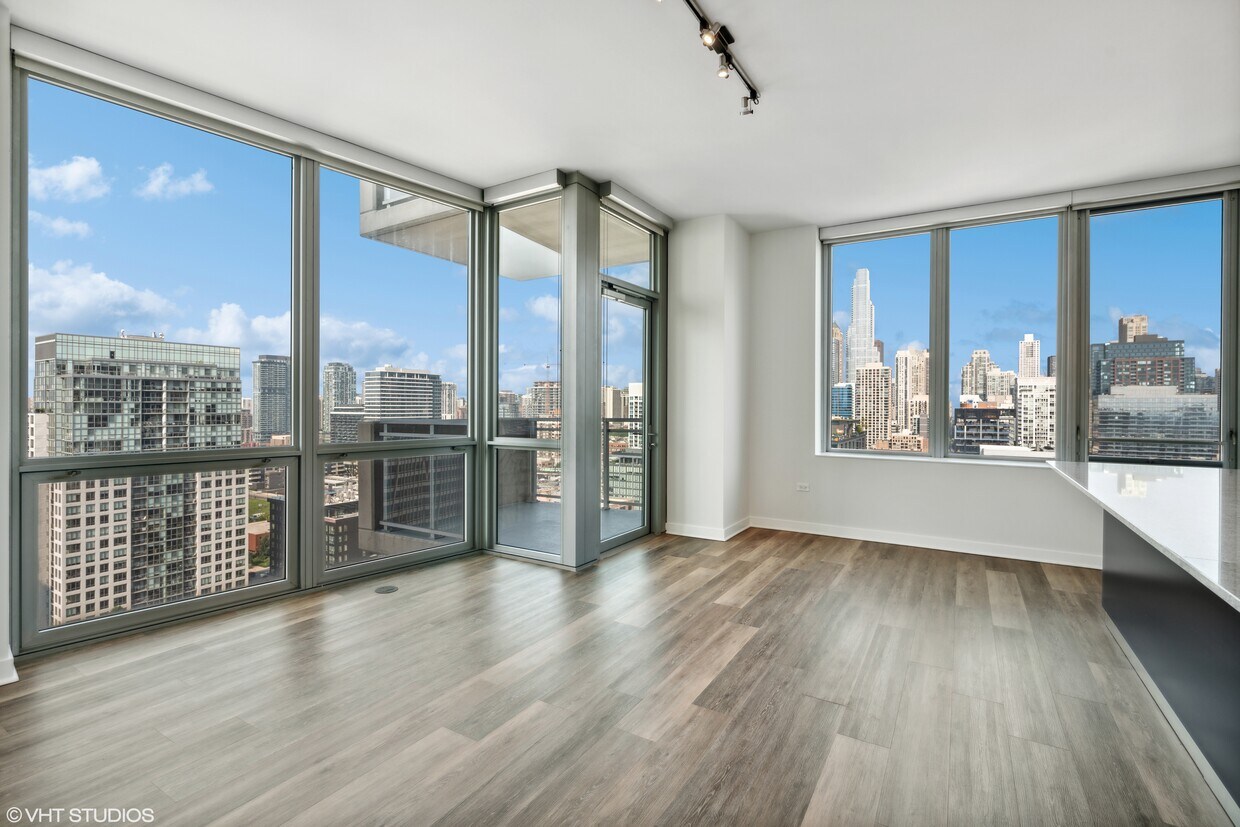Foto principal - 467 W Erie St