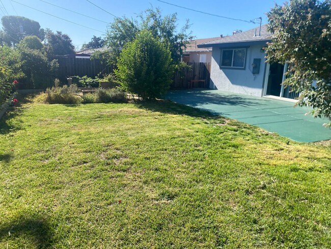 Foto del edificio - Charming 2 bedroom in Vacaville