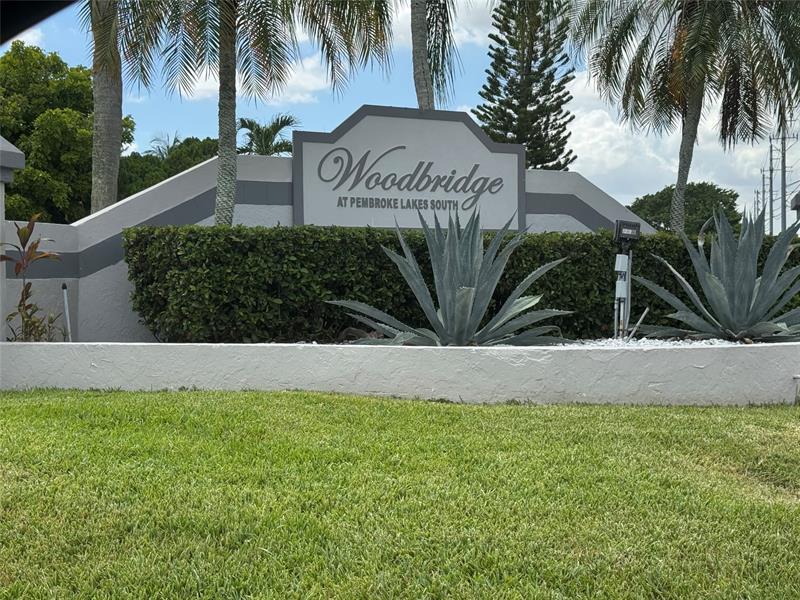 Foto principal - 11111 SW 10th St