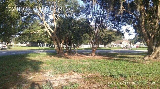 Foto del edificio - Southeast Winter Haven LOTS OF SQUAREFOOTAGE