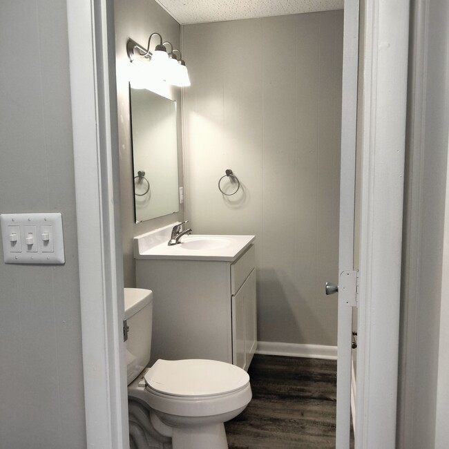 Building Photo - Arbordale Apartments