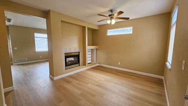 Foto del edificio - Spacious well maintained 3 bedroom home