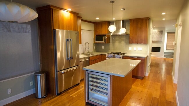 Building Photo - 769 Foster City Blvd