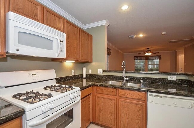 Building Photo - 6137 Lone Prairie Way