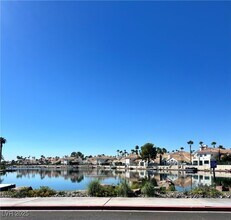 Building Photo - 3151 N Soaring Gulls Dr