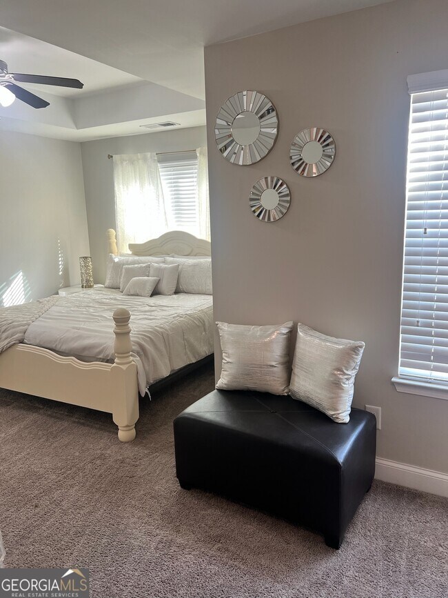 Foto del edificio - 7150 Fringe Flower Dr