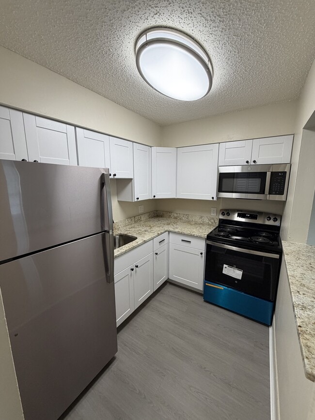 Foto del interior - 5290 70th Ave N, Pinellas Park, FL 33781