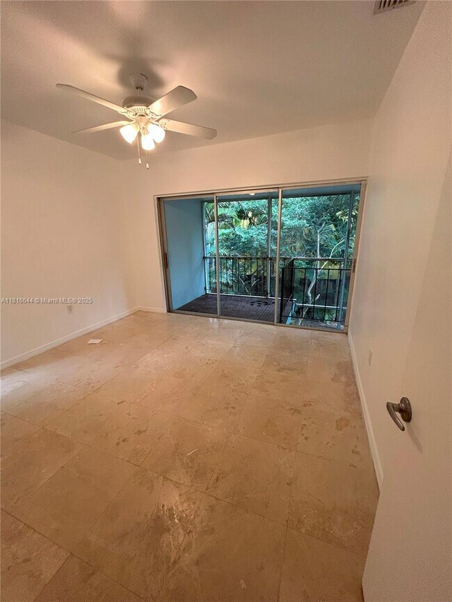 Foto del edificio - 3549 Loquat Ave