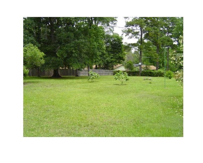 Building Photo - 3614 W Davis St