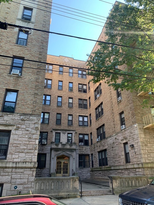 360 E 234th St Unit 2B, The Bronx, NY 10470 Apartment for Rent in The
