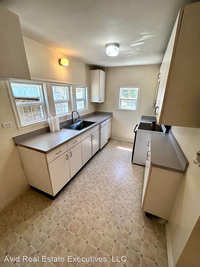 Foto del edificio - 4 br, 2 bath House - 11340 S Township Rd.