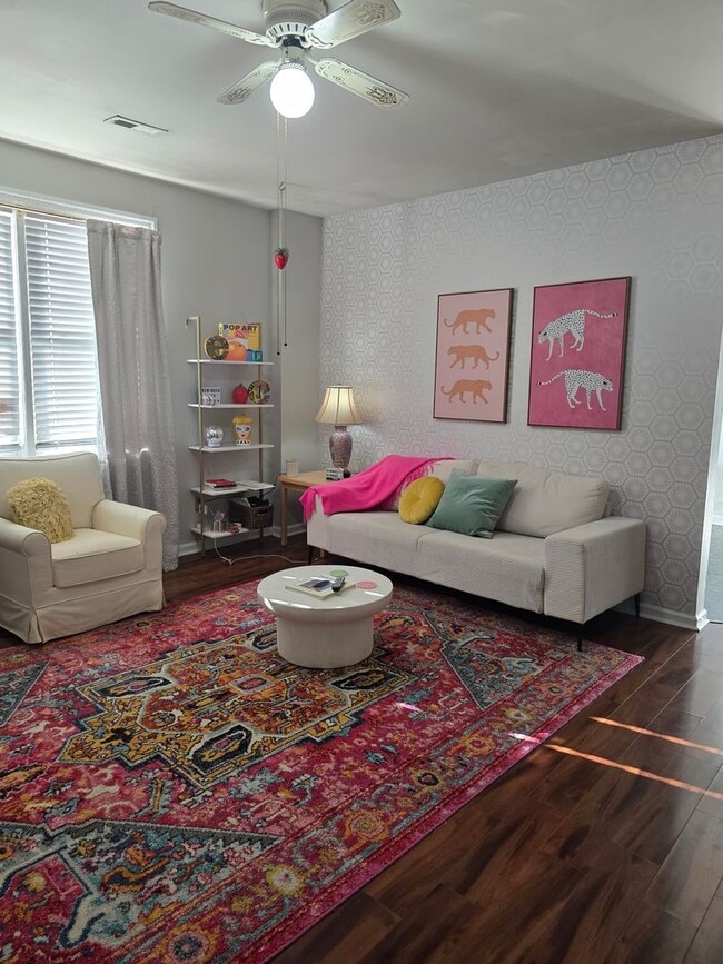 539K - 539K Apartment