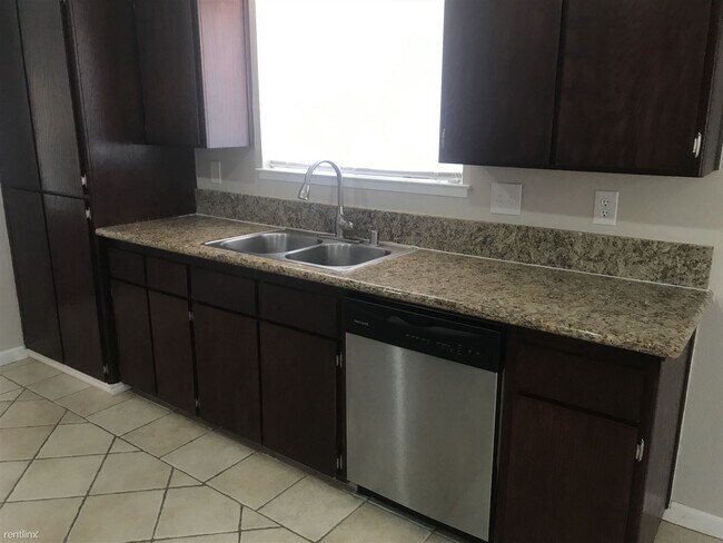 Foto del edificio - 3 br, 2 bath House - 1460 Erin Way