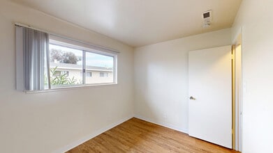 Interior Photo - Bay Terrace