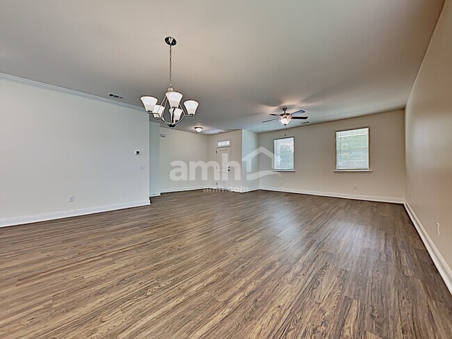 Foto del edificio - 106 Parkside Blvd