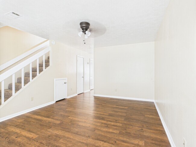 Foto del edificio - 800 San Pedro Dr