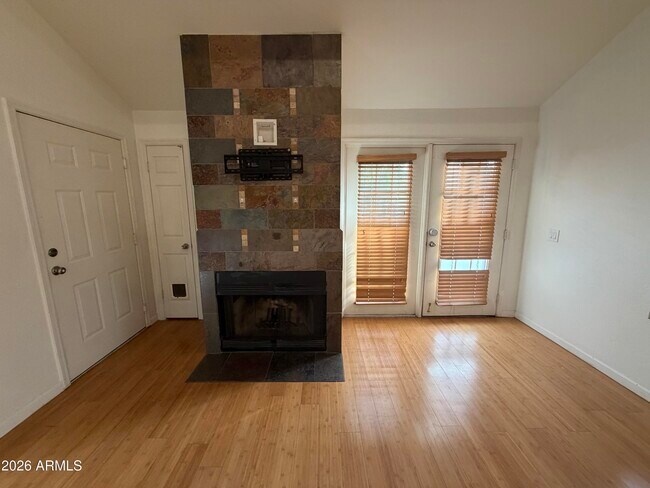 Building Photo - 2333 E Southern Ave