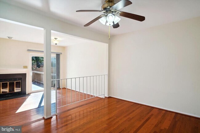 Building Photo - 3710 Gelderland Ct