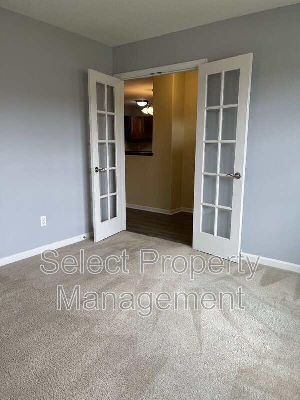 Building Photo - 3921 Stanton Hall Pkwy
