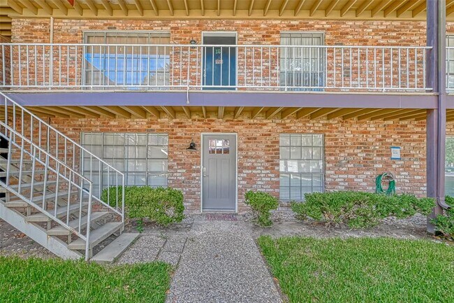 Building Photo - 7510 Shadyvilla Ln