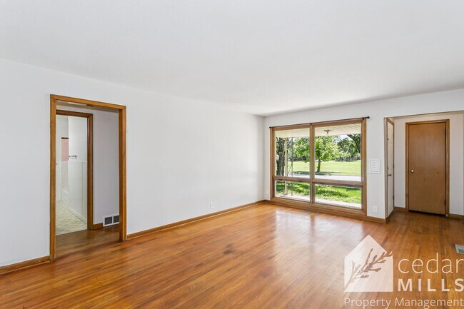 Foto del edificio - 3 Bedroom by Bostic Elementary