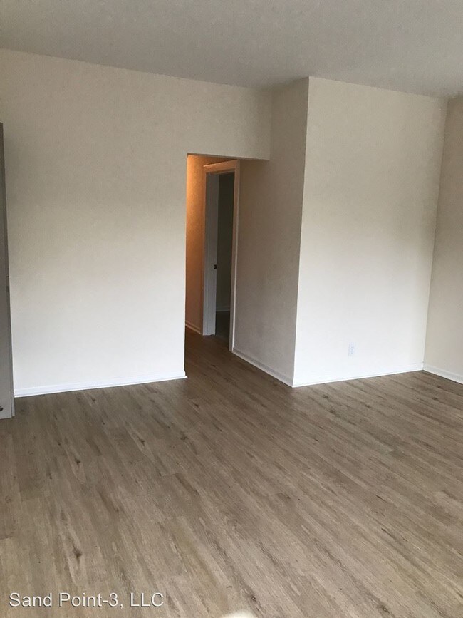 Building Photo - 123 S 6th St