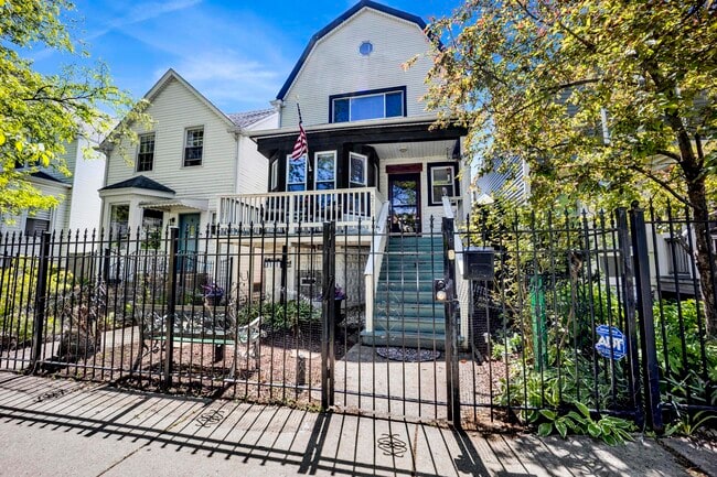 Foto del edificio - 3721 W Shakespeare Ave