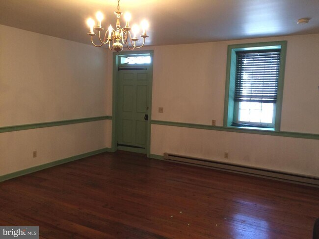 Building Photo - 403-B S Braddock St