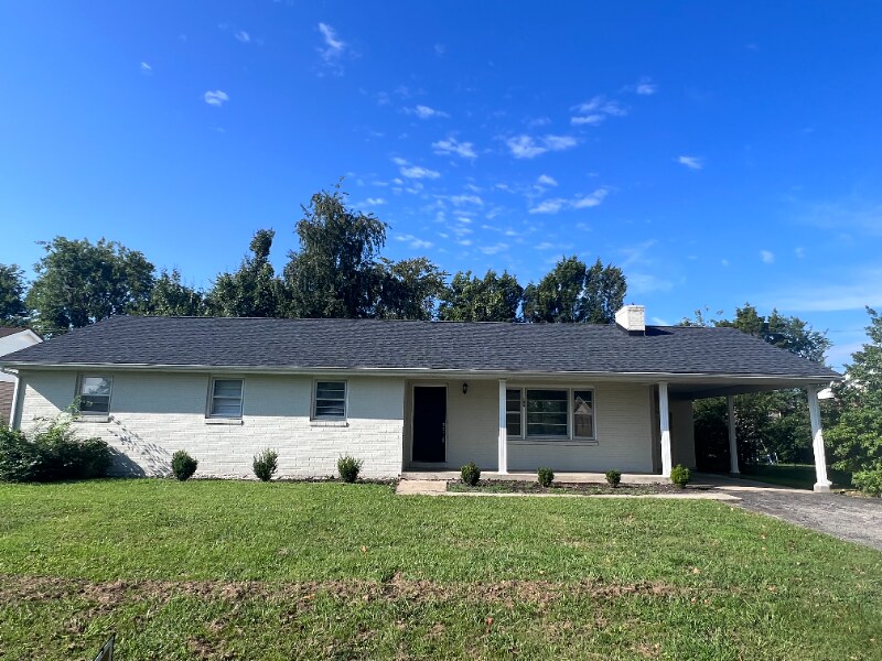 Primary Photo - 106 Robin Rd