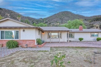 Building Photo - 18261 Sanders Dr