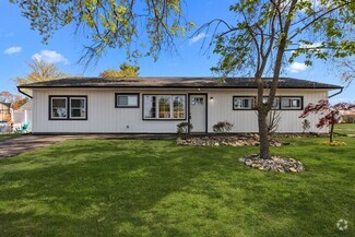 Building Photo - 338 Goldenridge Dr