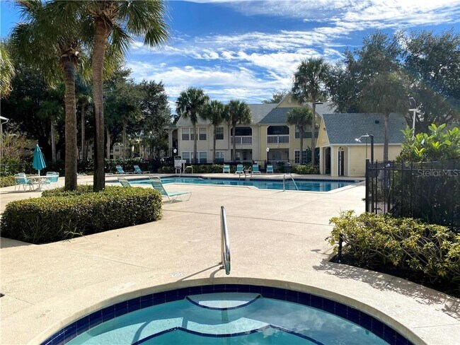 Foto del edificio - 1043 S Hiawassee Rd