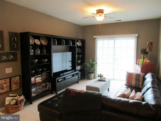 Foto del edificio - 506 Lloyd Pl