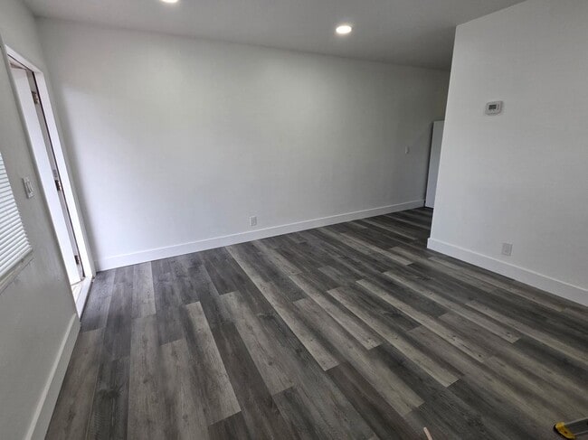 Building Photo - 1021 Henrietta Ave