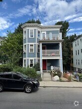 Building Photo - 37 Wachusett St