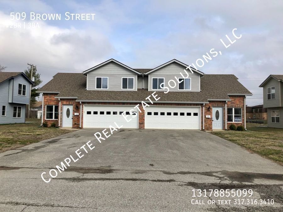 Foto del edificio - Coming Soon this 2 BR, 2 1/2 BA home locat...