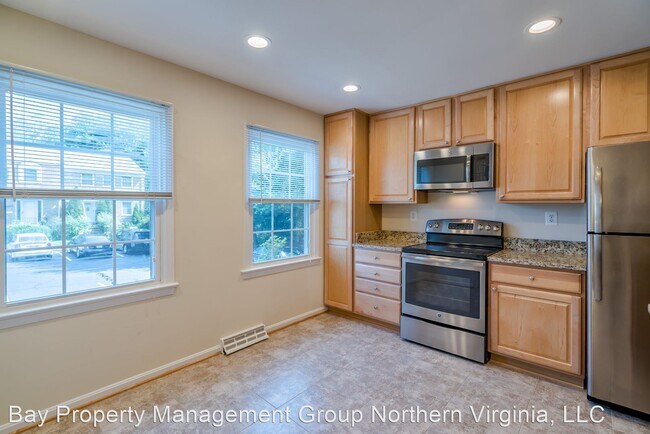 Building Photo - 3 br, 3.5 bath House - 9103 VOSGER CT