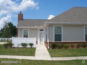 Building Photo - 4325 Edgewater Crossing Dr