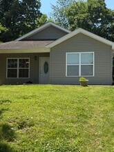 Building Photo - 418 Smoky Mountain Dr