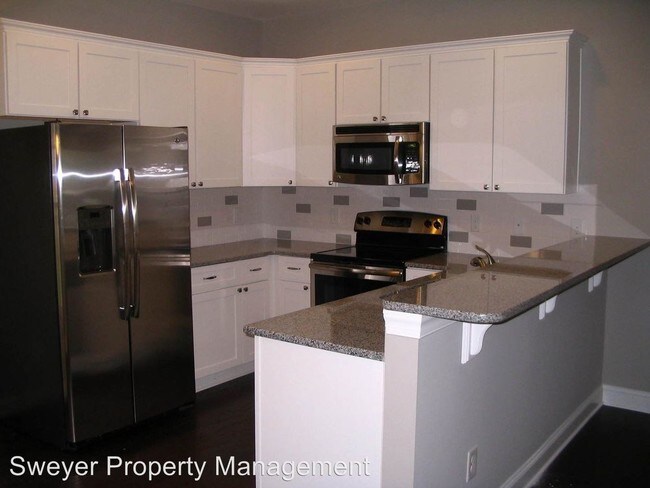 Building Photo - 112 Blossom Circle