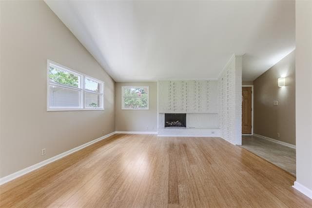 Building Photo - 817 Sherbrook Dr