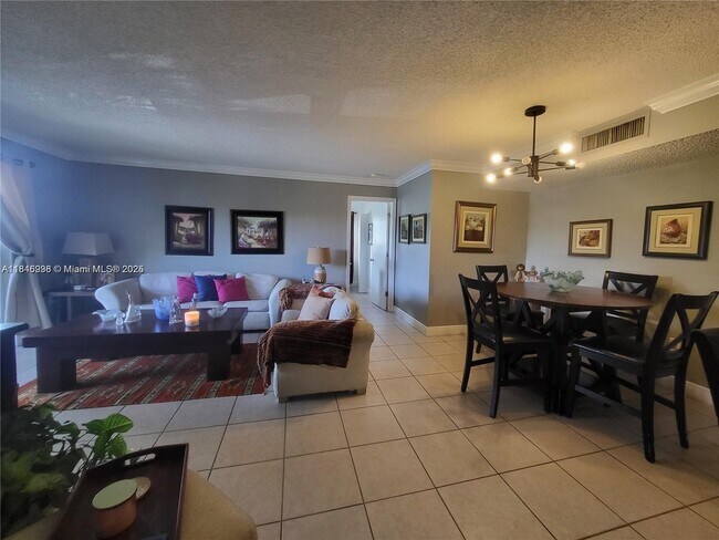 Foto del edificio - 10765 SW 108th Ave