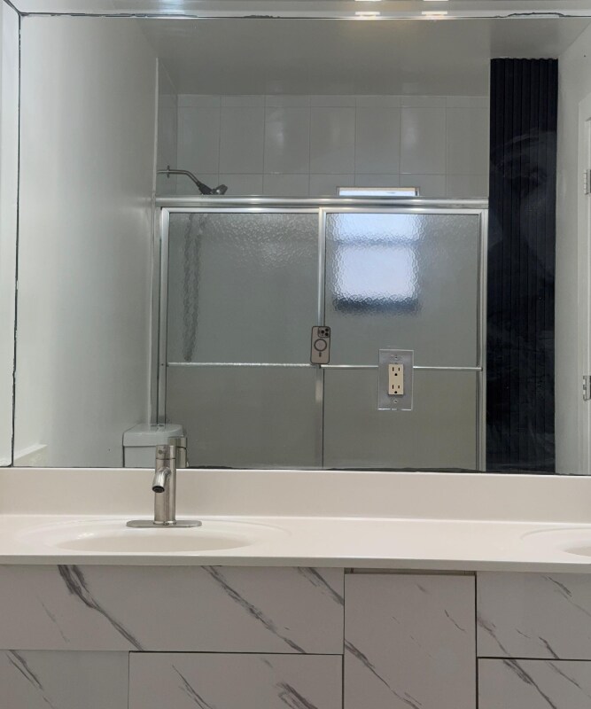 Building Photo - 20501 SW 118th Ave