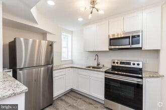 Building Photo - 537 N 33rd St