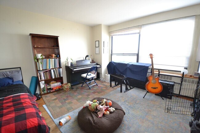 Foto del edificio - 4180 N Marine Dr