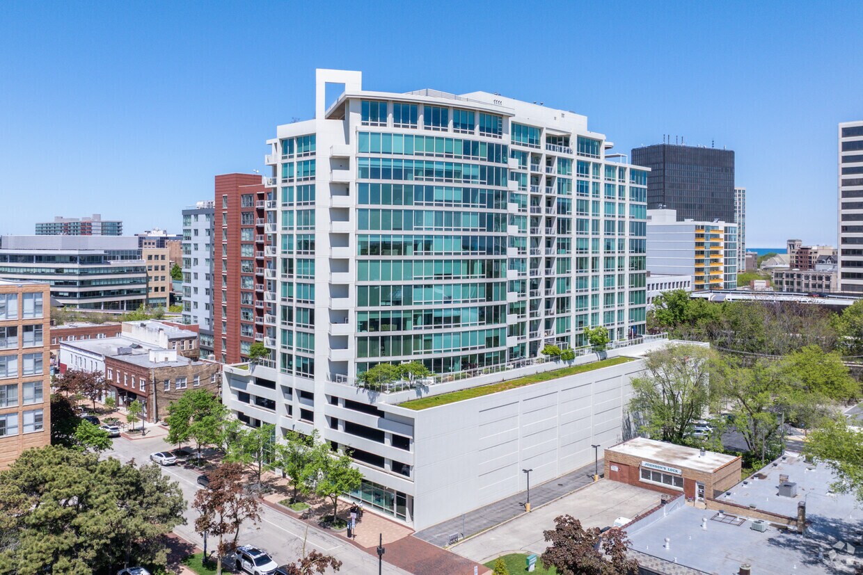 Building Primary - Evanston One