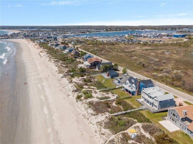 Building Photo - 160 Sand Hill Cove Rd