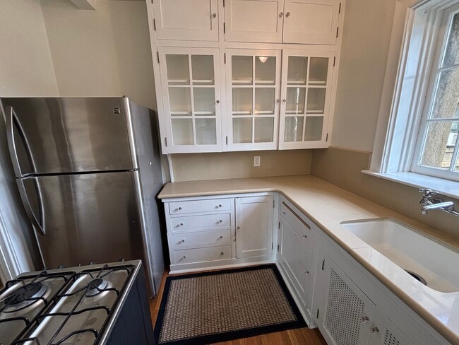 kitchen 2 - 85 N Madison Ave
