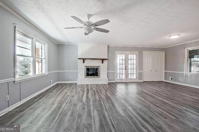 Building Photo - 96 Poplar Rd